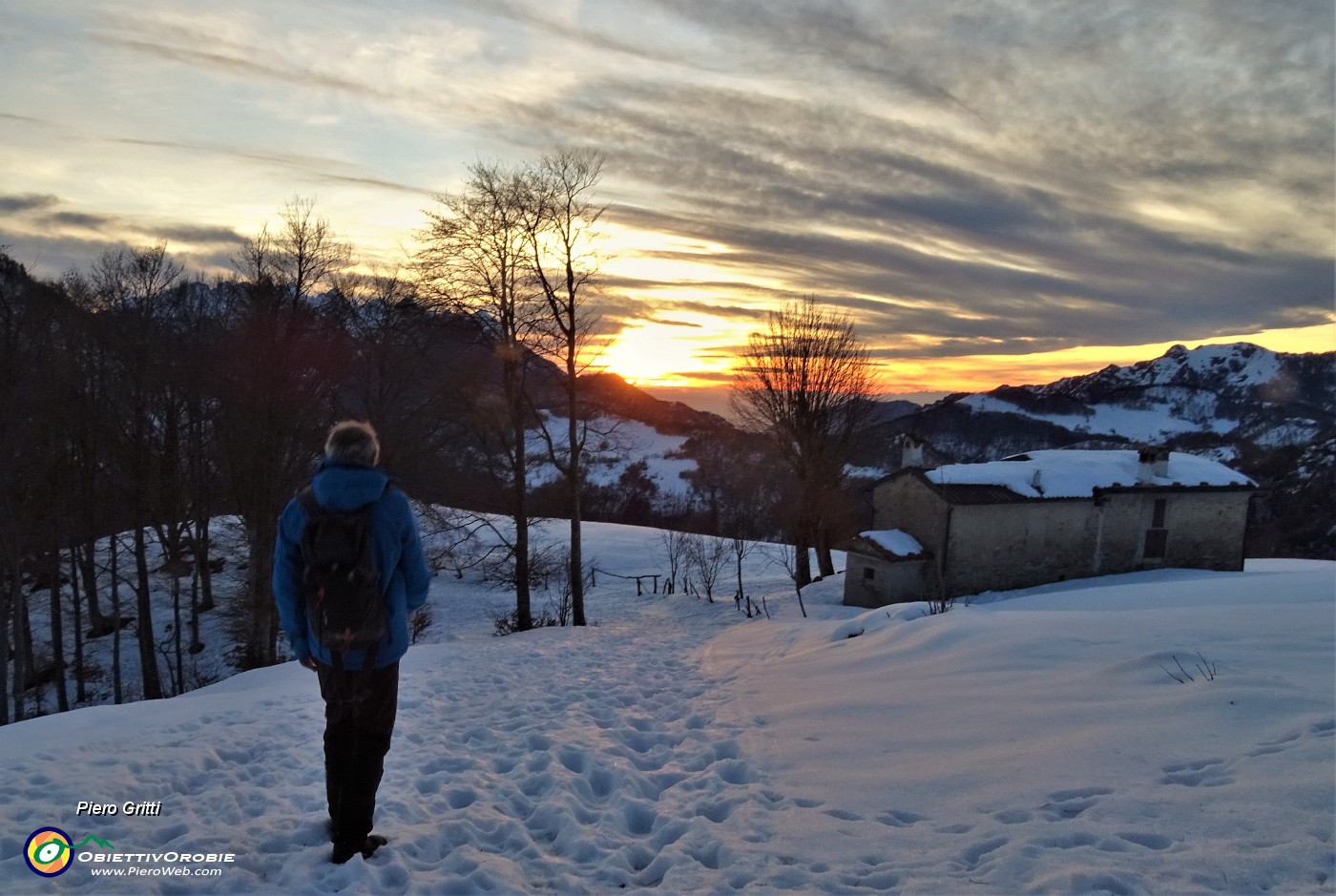 75 Pestando neve e godendoci il tramonto.JPG